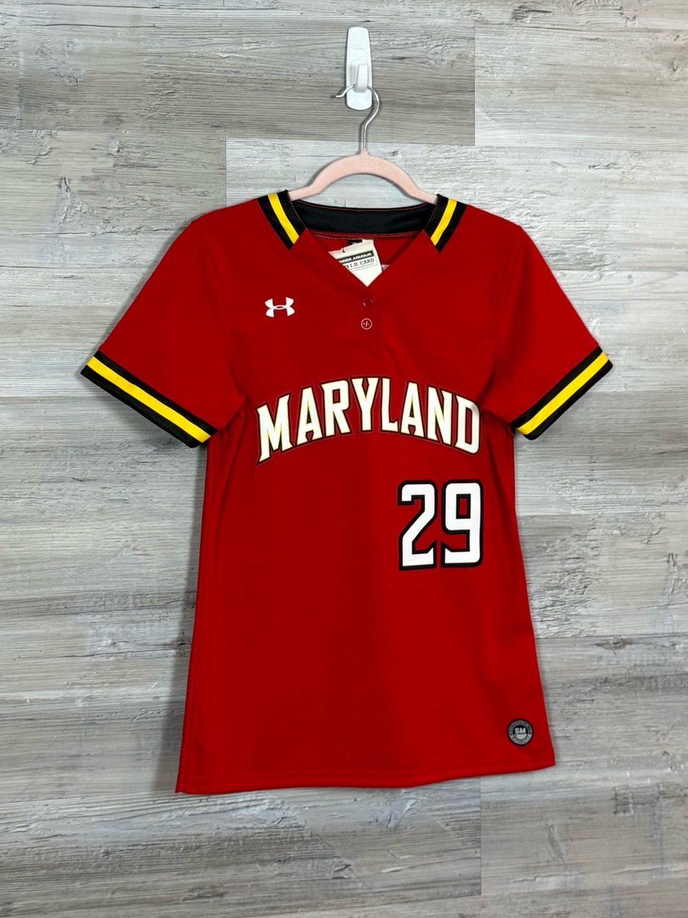 Under Armour Maryland Terrapins Softball Jersey Womens SM Red #29 NWT